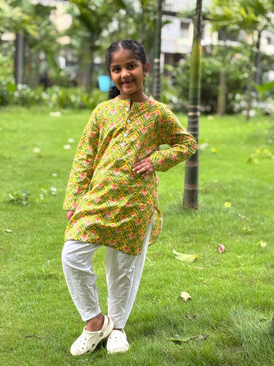 Pajama set for girls – Bright Sunshine