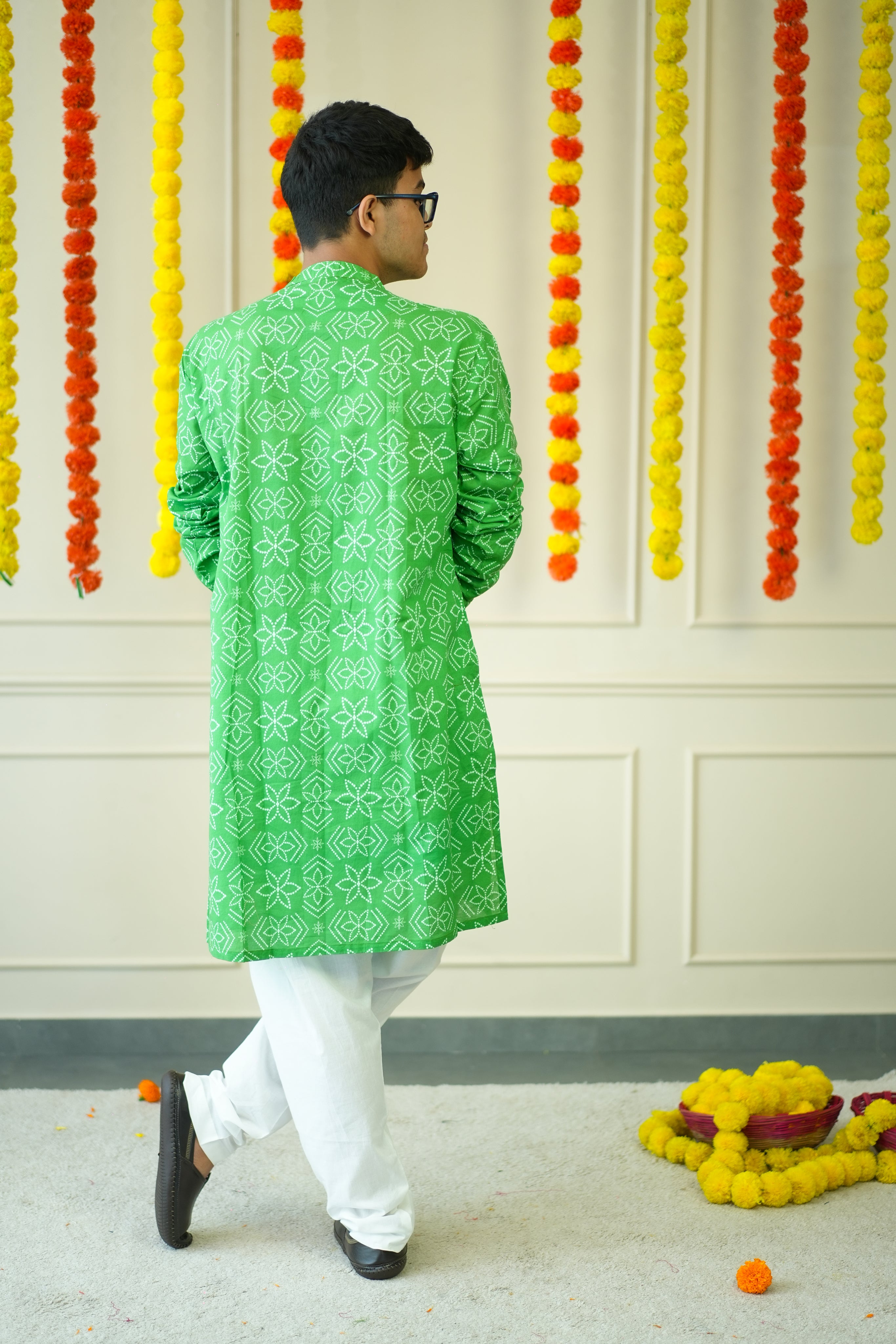 Kurta for Mens - Green Bandhej