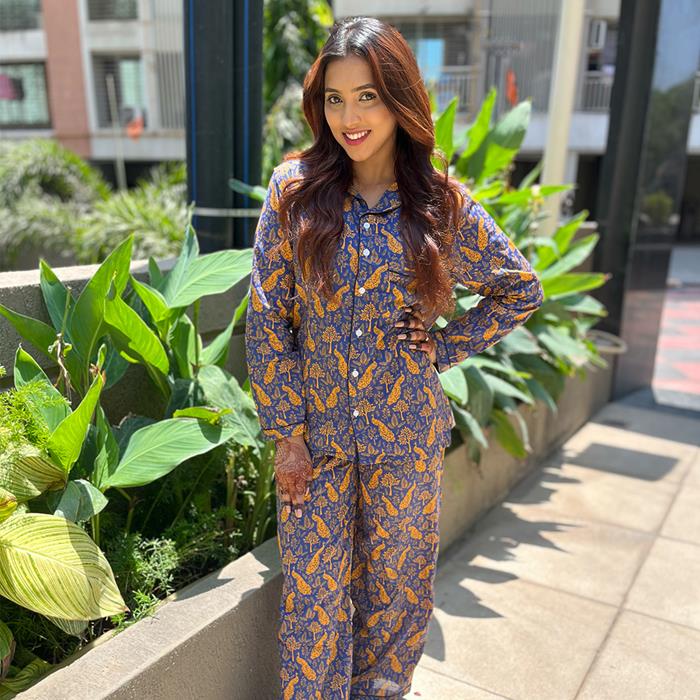 Pajama Set - Pocket Night Suit for Women - Funky Feathers