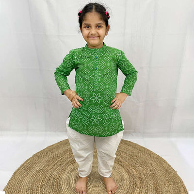 Pajama set for boys and girls - Green Bandhej